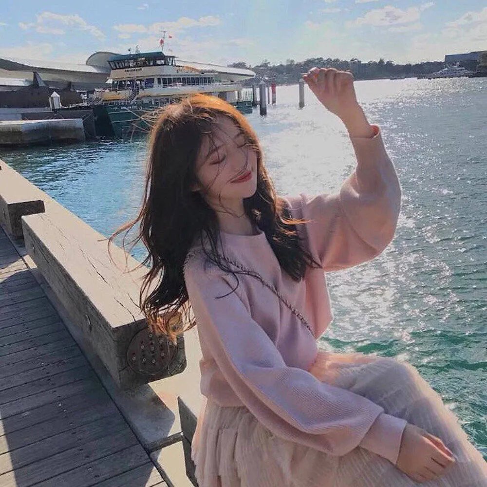 平静的海滩 在线观看